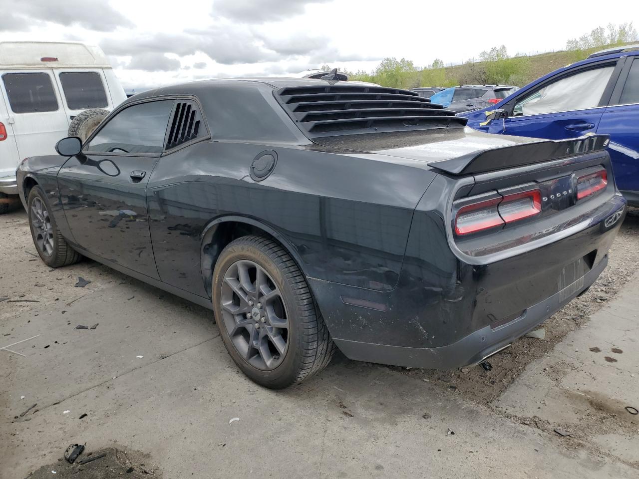 2C3CDZGG0JH256990 2018 Dodge Challenger Gt