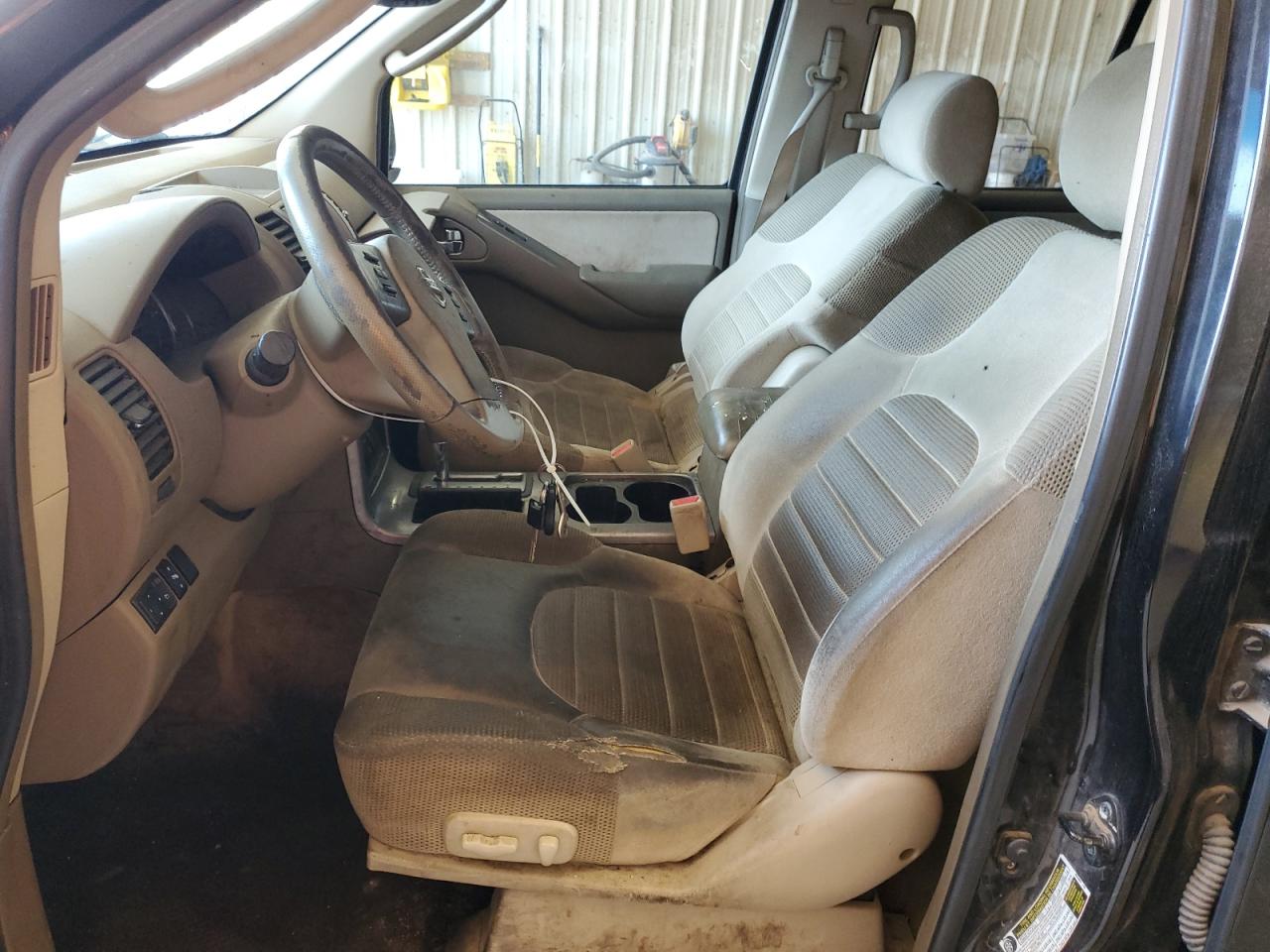 5N1AR18U66C602363 2006 Nissan Pathfinder Le