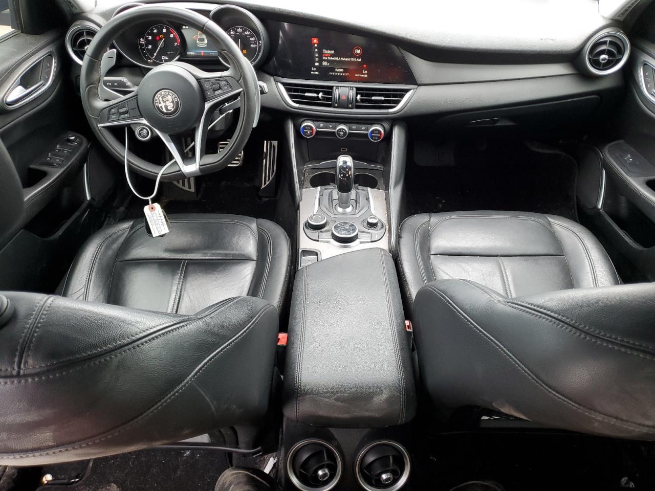 ZARFAEBN6H7555251 2017 Alfa Romeo Giulia