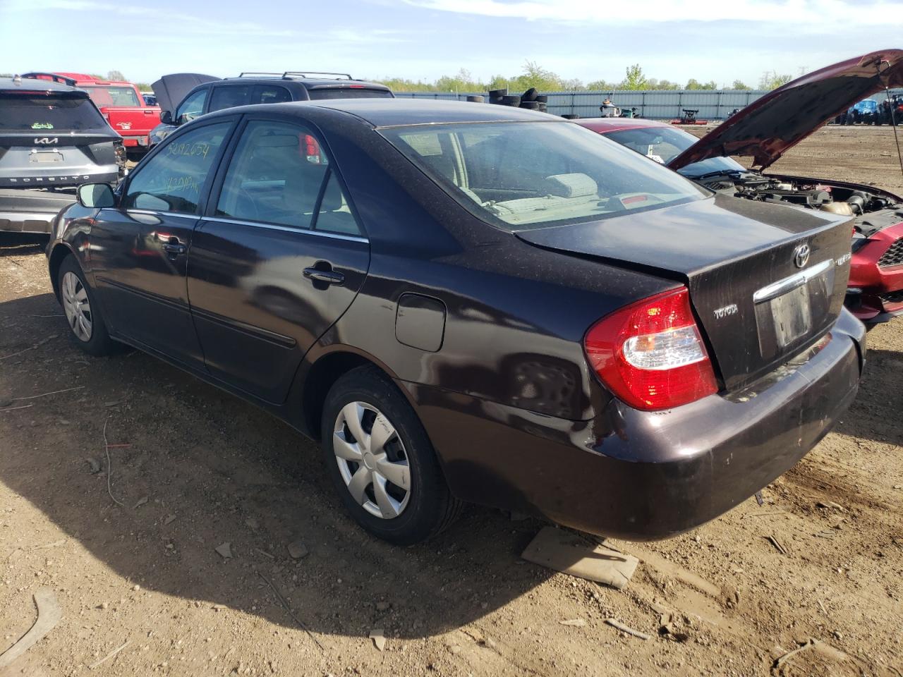 4T1BE32K42U514483 2002 Toyota Camry Le