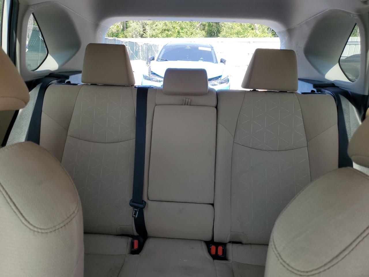 2T3P1RFV1LW117556 2020 Toyota Rav4 Xle