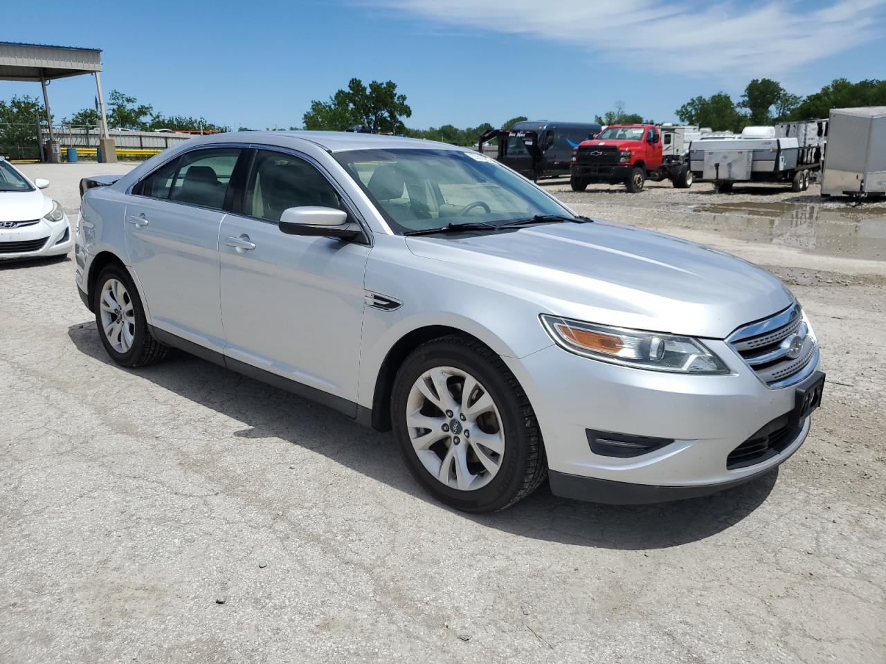 1FAHP2EWXBG190946 2011 Ford Taurus Sel