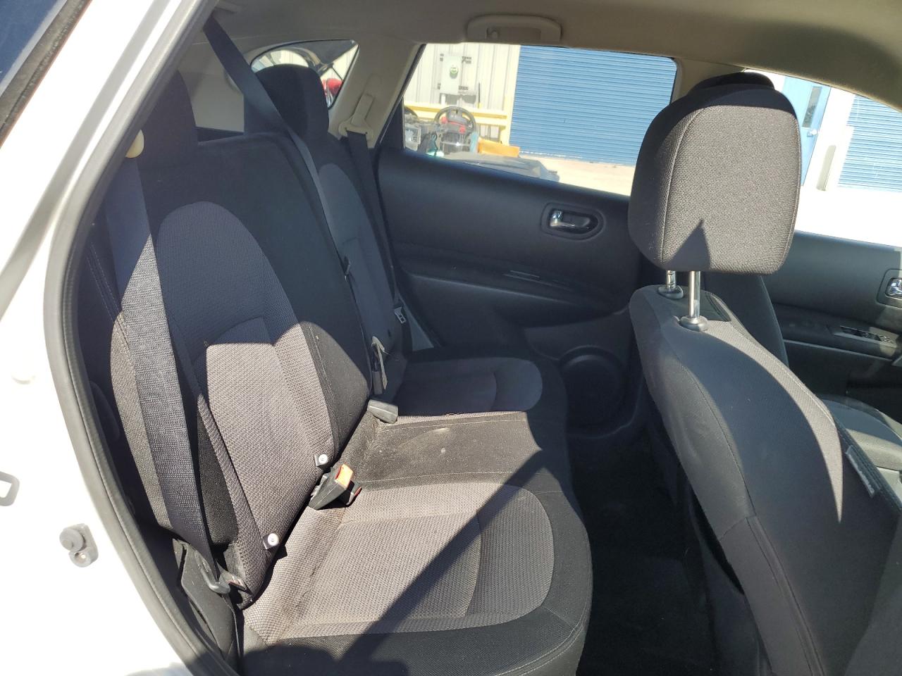 JN8AS5MT1BW564549 2011 Nissan Rogue S