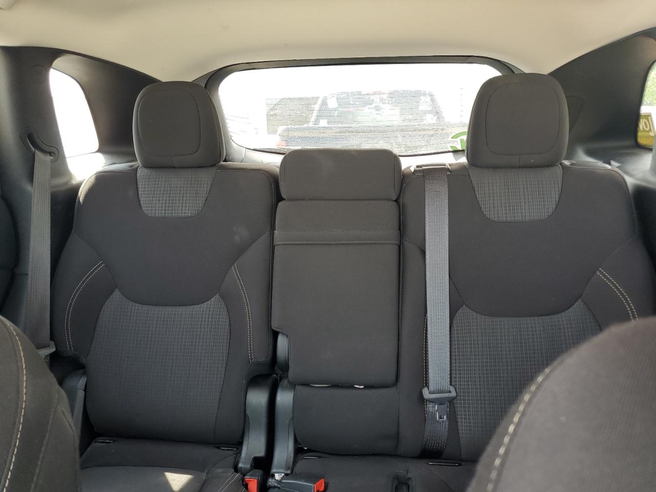 1C4PJMCB2HW538031 2017 Jeep Cherokee Latitude