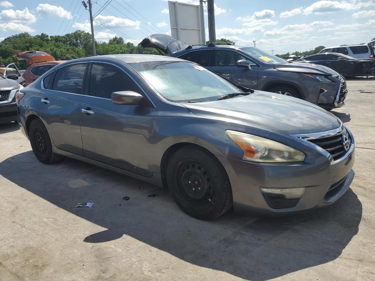 2014 Nissan Altima 2.5 vin: 1N4AL3AP8EC196614