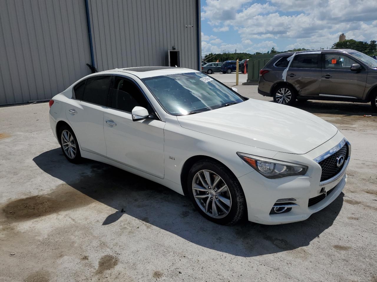 JN1EV7AP9HM737829 2017 Infiniti Q50 Premium