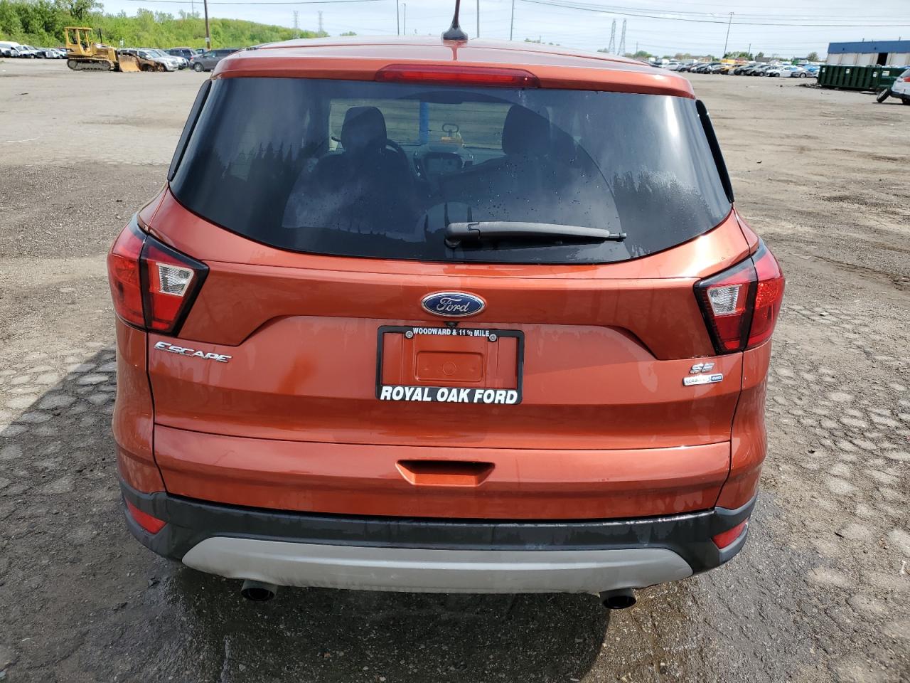 1FMCU9GD9KUB24306 2019 Ford Escape Se