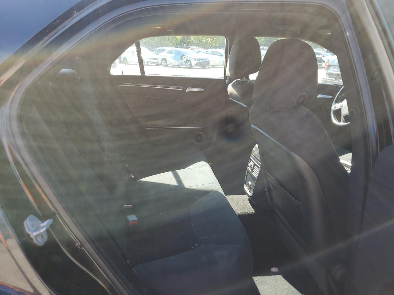 2C3CA4CG9BH500834 2011 Chrysler 300