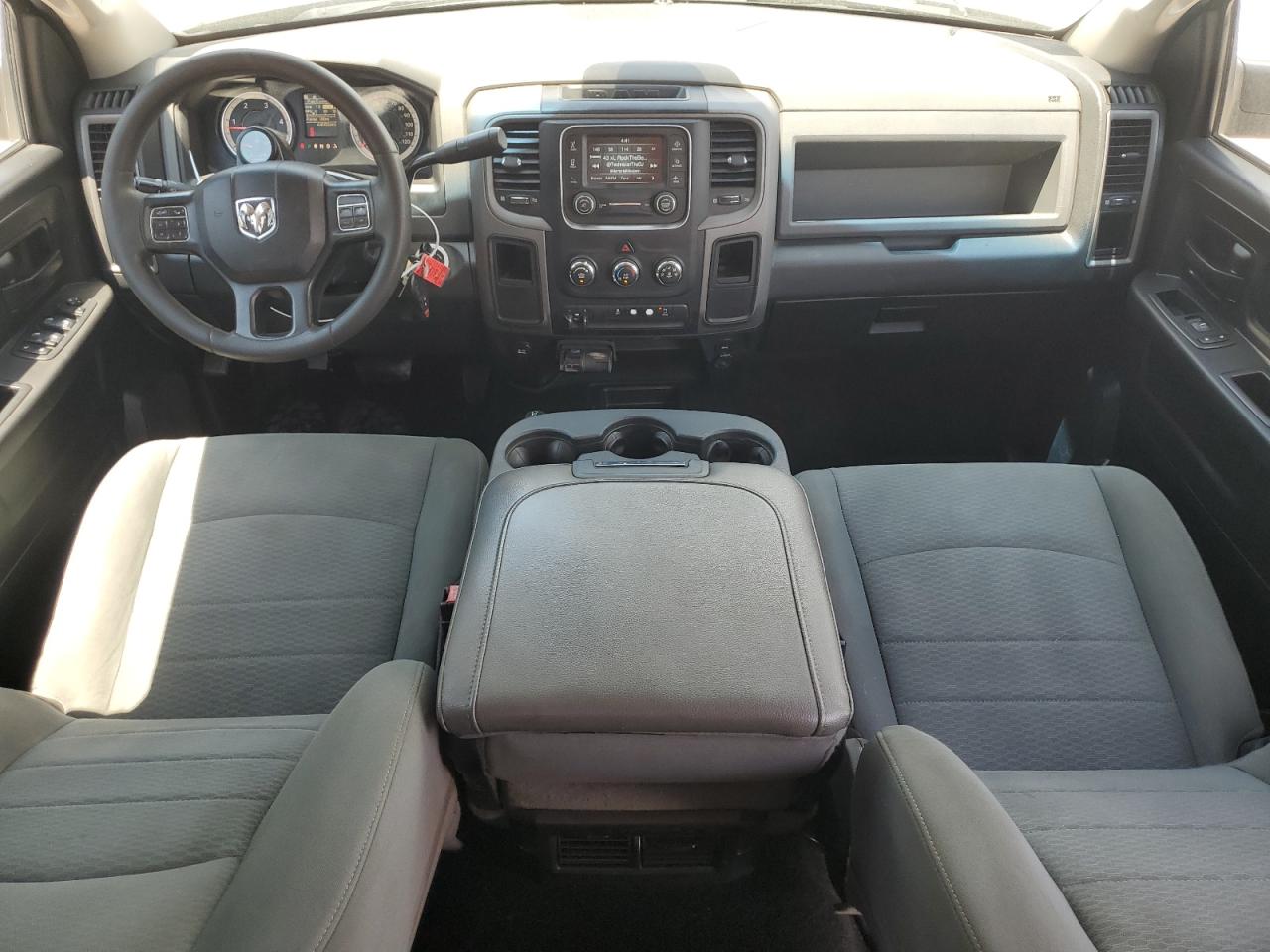 3C63RRGL8JG149641 2018 Ram 3500 St