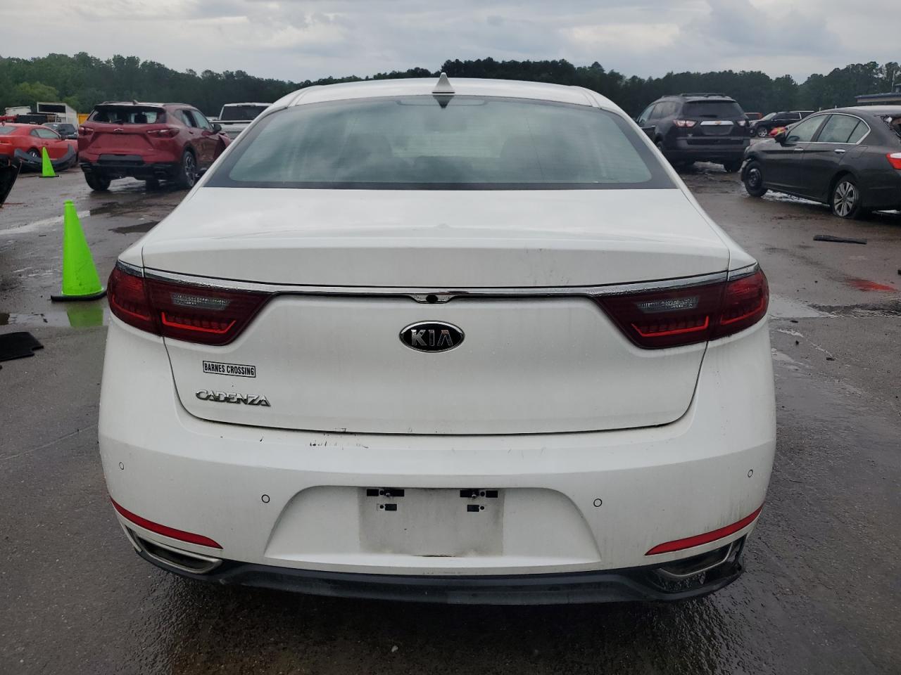 KNALB4J19K5172438 2019 Kia Cadenza Premium