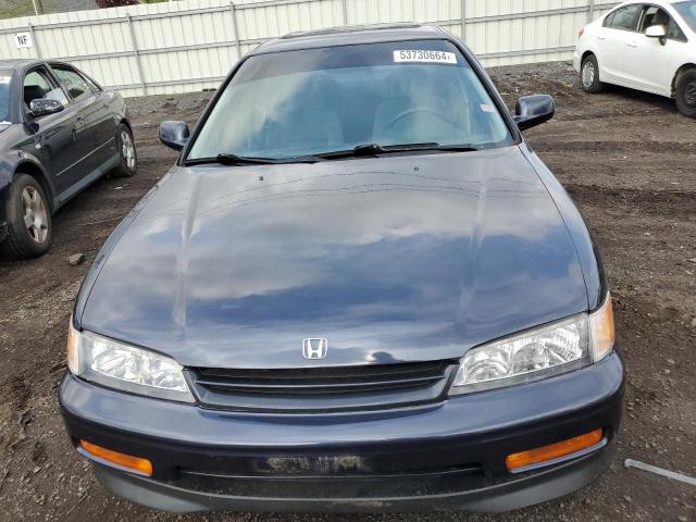 1995 Honda Accord Dx VIN: 1HGCD562XSA139705 Lot: 53730664
