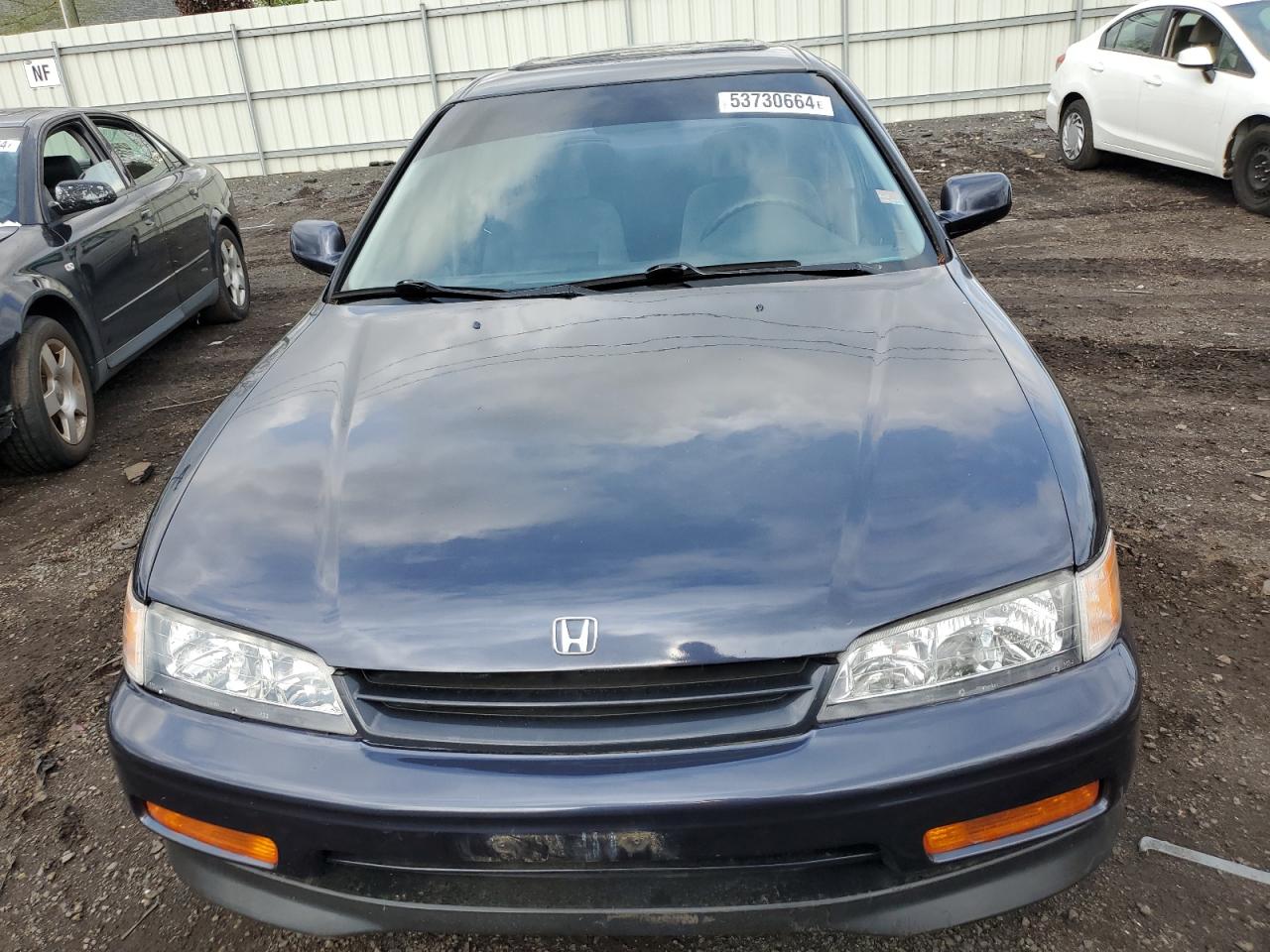 1HGCD562XSA139705 1995 Honda Accord Dx