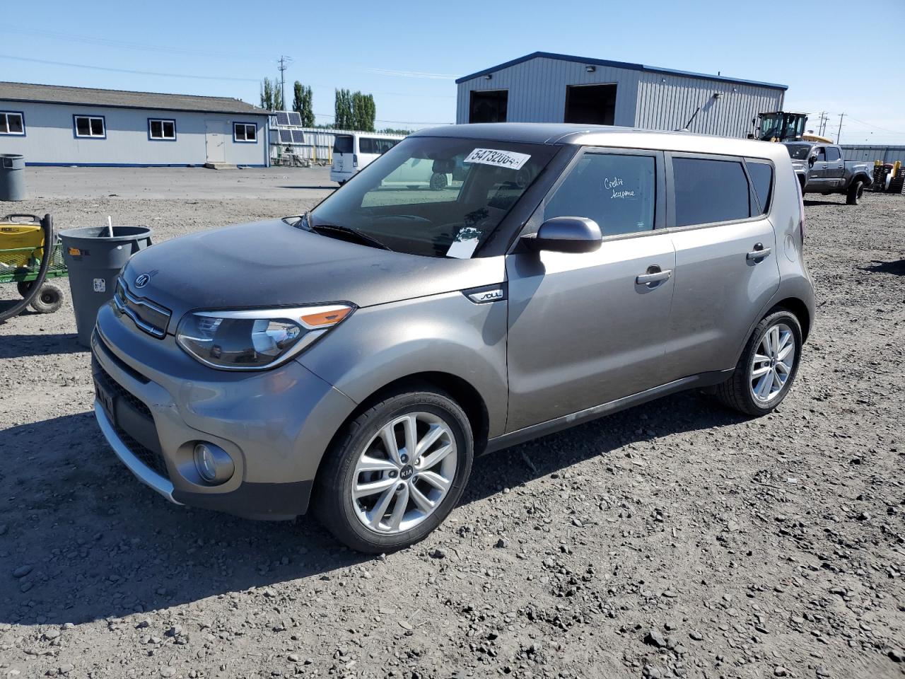 KNDJP3A55J7532140 2018 Kia Soul +