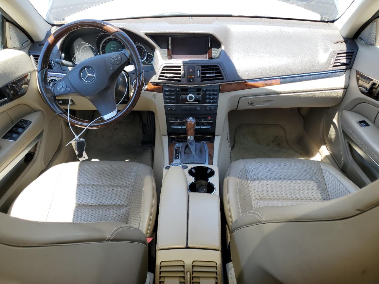 WDDKJ5GB2BF074648 2011 Mercedes-Benz E 350