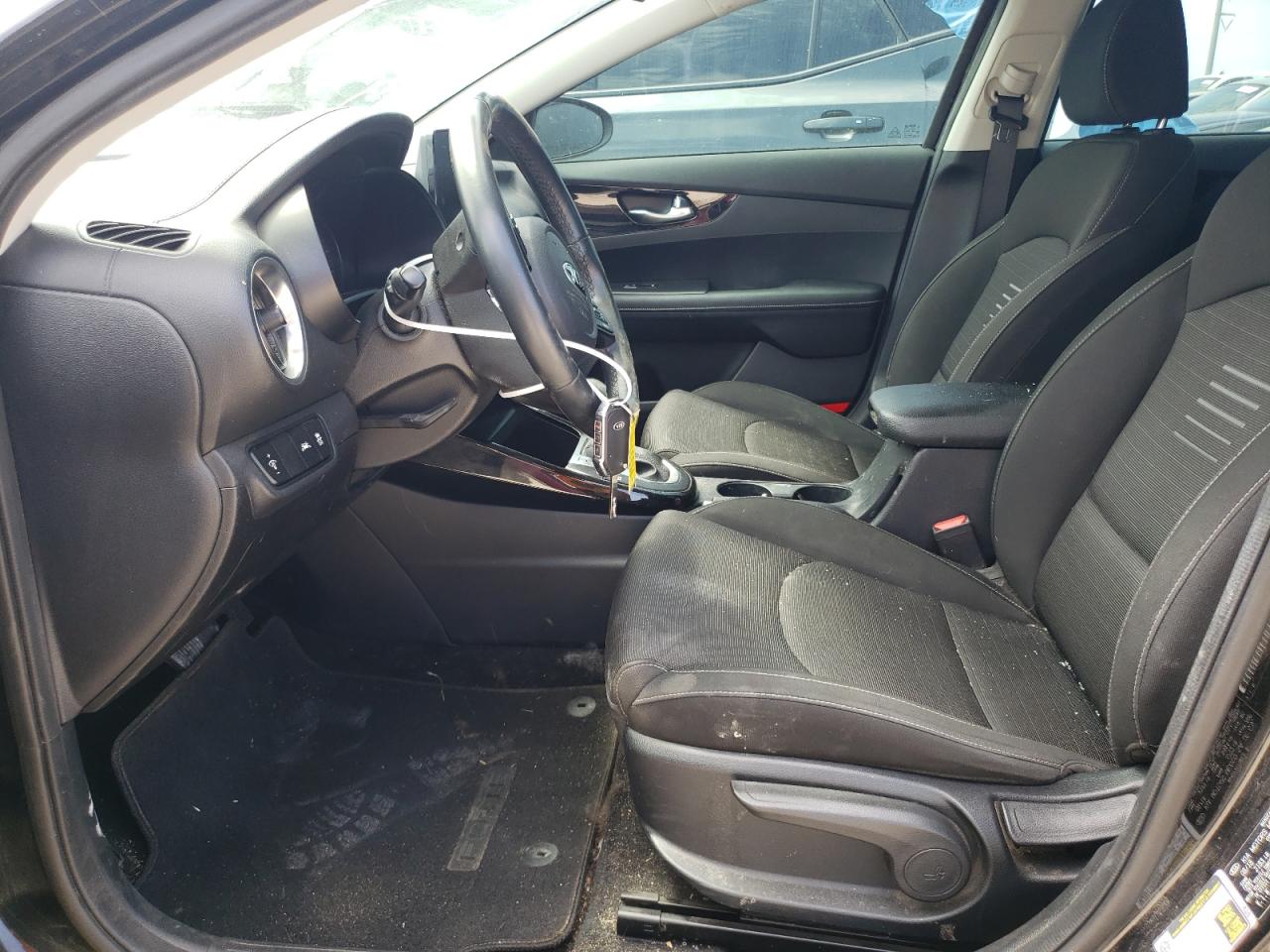 3KPF34AD9KE013284 2019 Kia Forte Gt Line