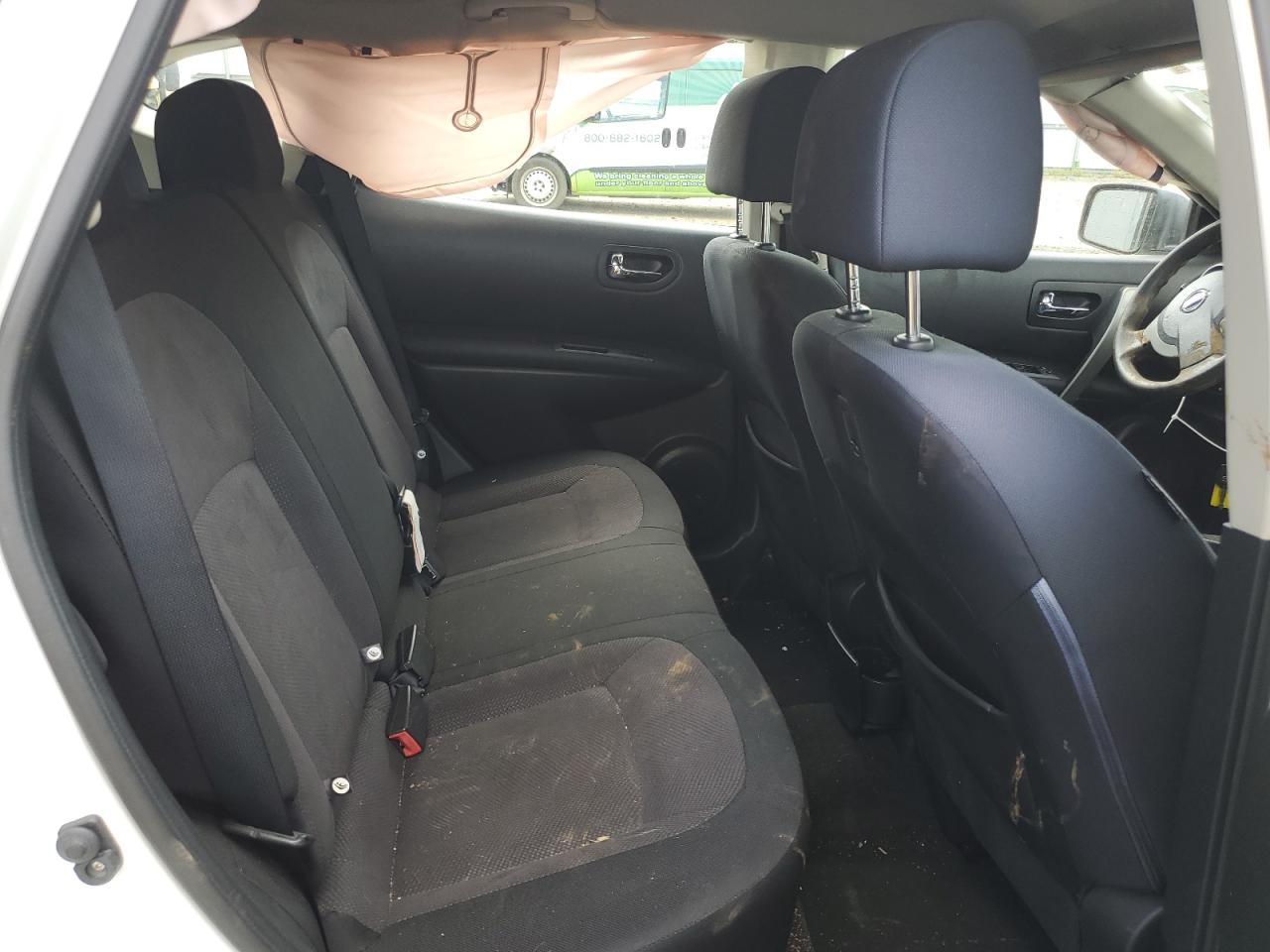 JN8AS5MV5BW276213 2011 Nissan Rogue S