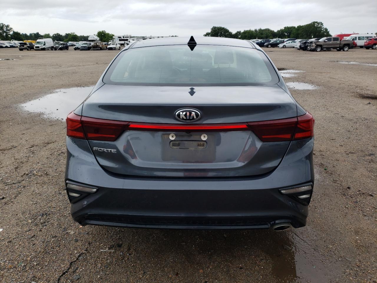 3KPF24AD3KE106580 2019 Kia Forte Fe