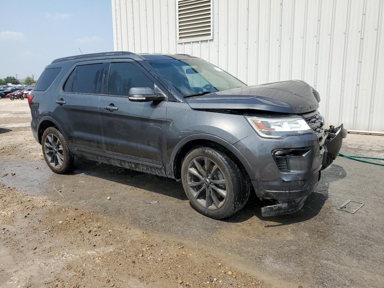 1FM5K7D81KGA60125 2019 Ford Explorer Xlt