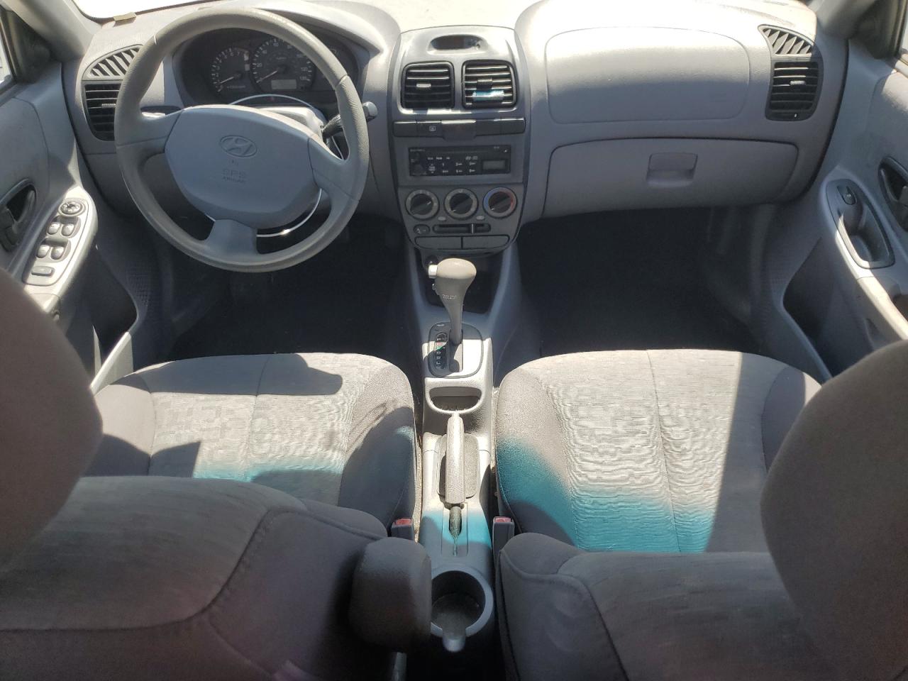 KMHCG45C45U627489 2005 Hyundai Accent Gl