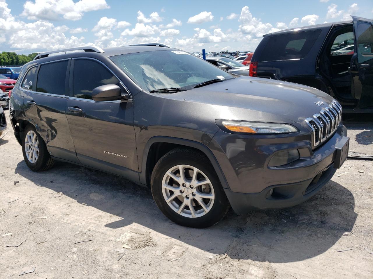 1C4PJMCB6EW282665 2014 Jeep Cherokee Latitude