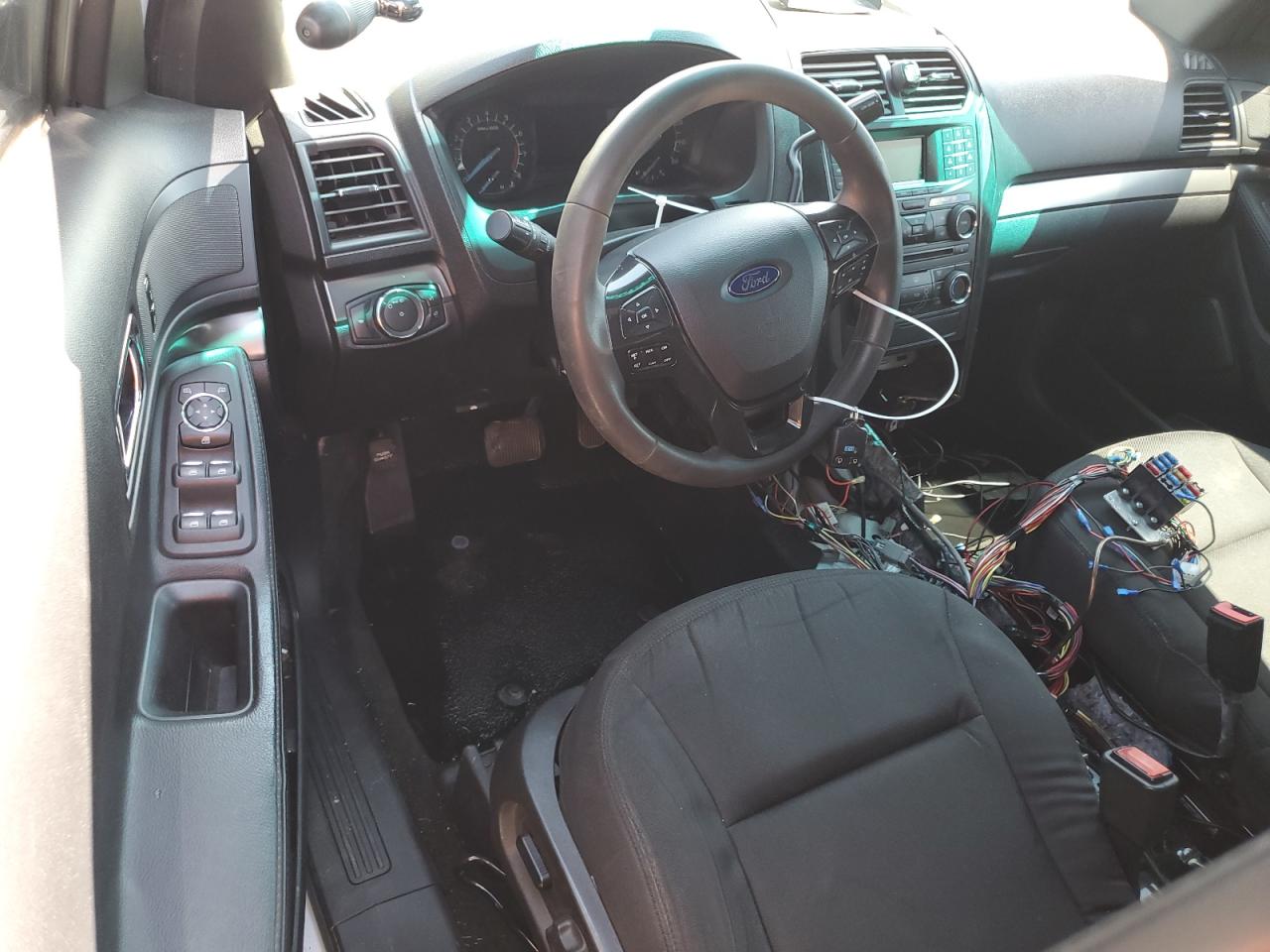 1FM5K8AR2HGA89581 2017 Ford Explorer Police Interceptor 1FM5K8AR2HGA89581 2017 Ford Explorer Police Interceptor