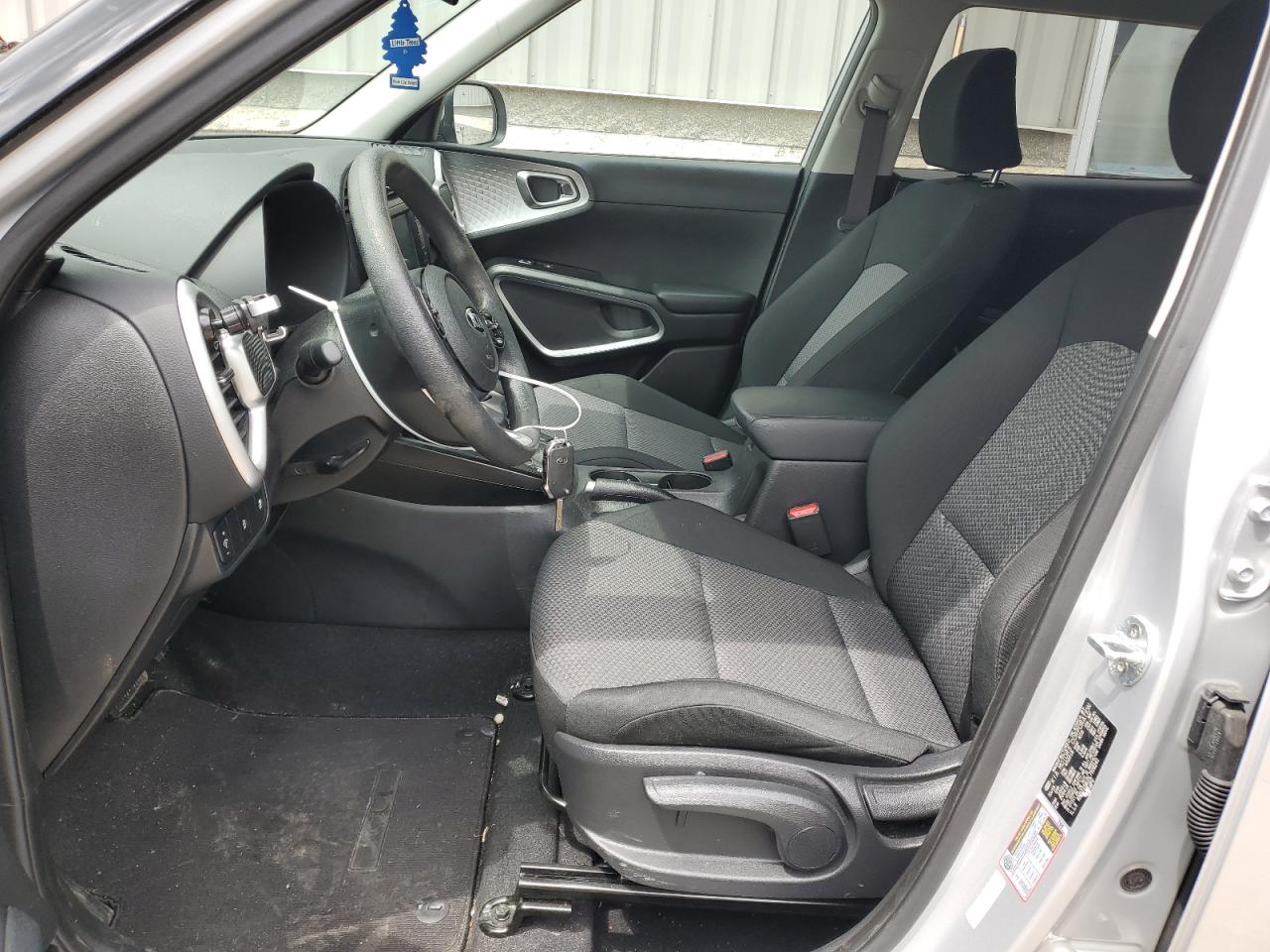 KNDJ23AU5L7108241 2020 Kia Soul Lx