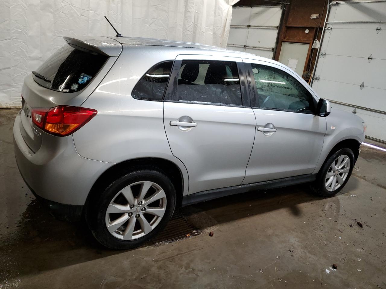 4A4AR3AU2FE005220 2015 Mitsubishi Outlander Sport Es