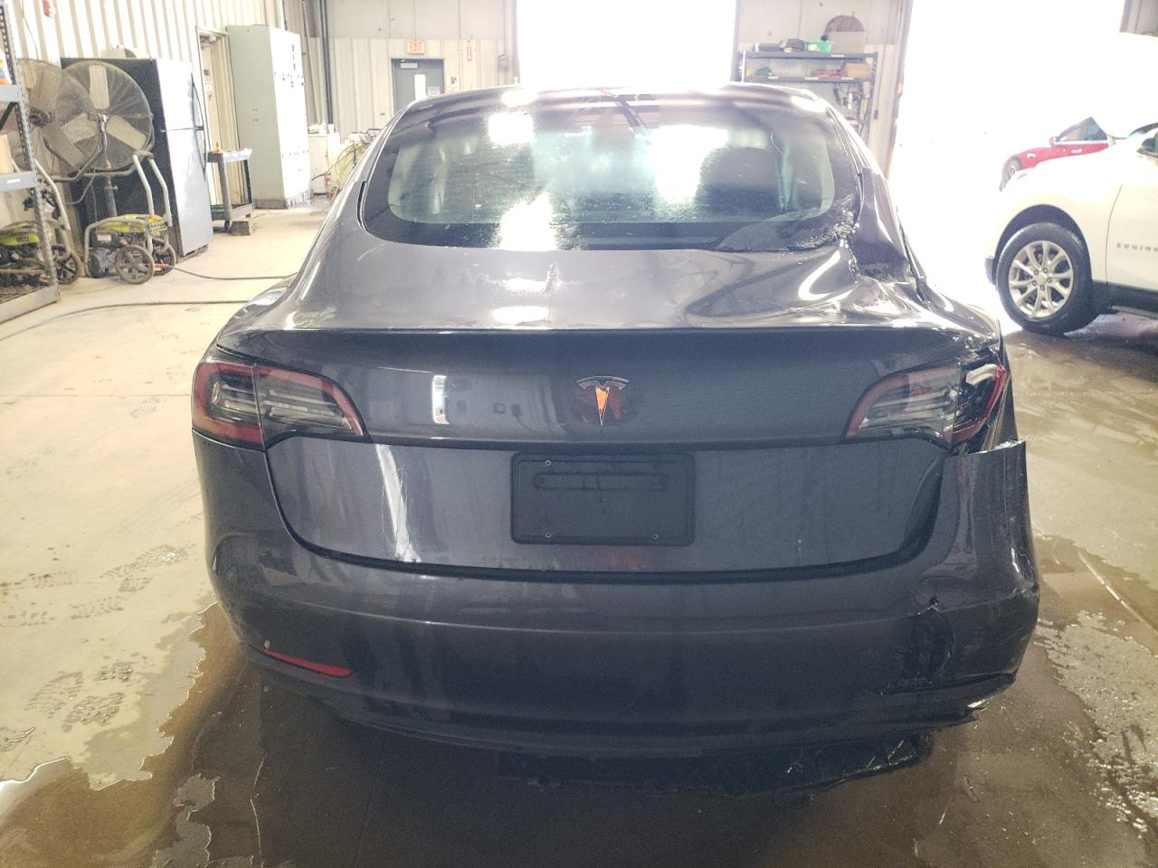 2022 Tesla Model 3 vin: 5YJ3E1EA1NF289226