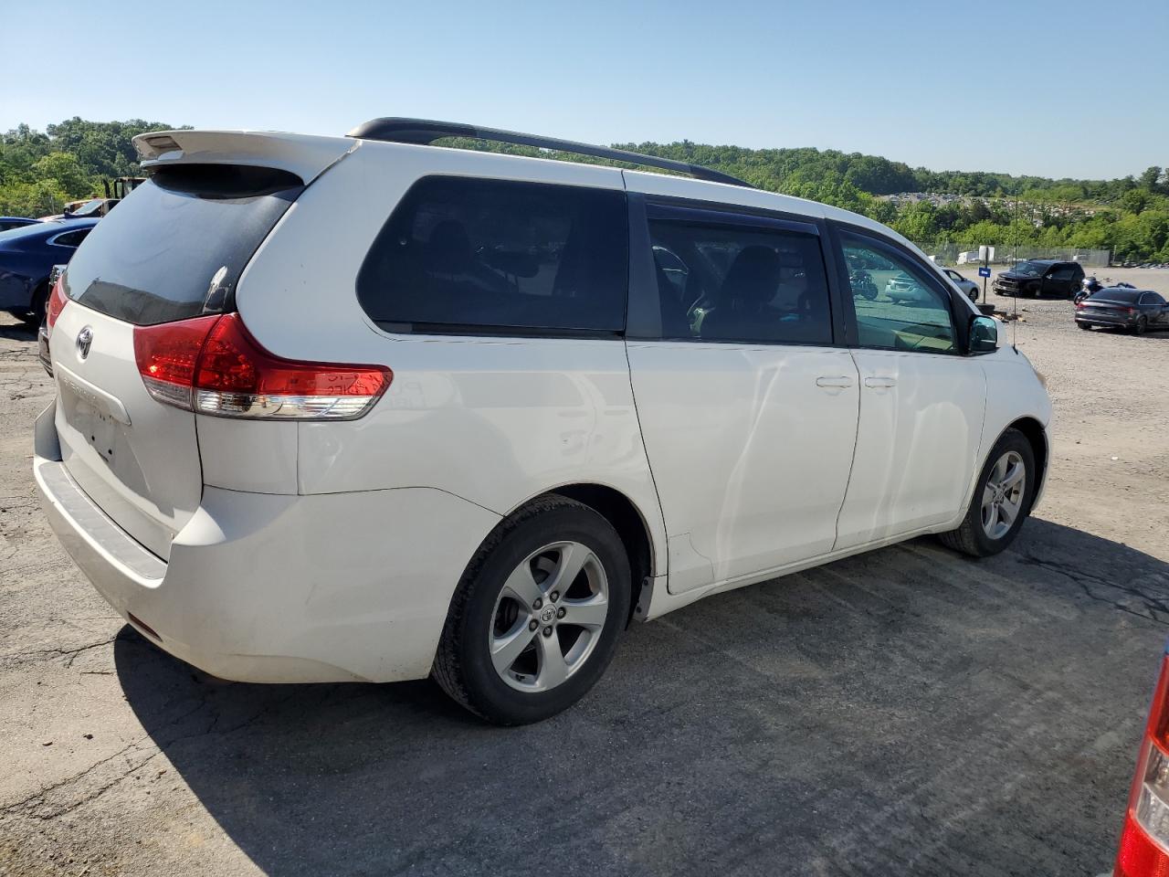 5TDKK3DC5CS179713 2012 Toyota Sienna Le