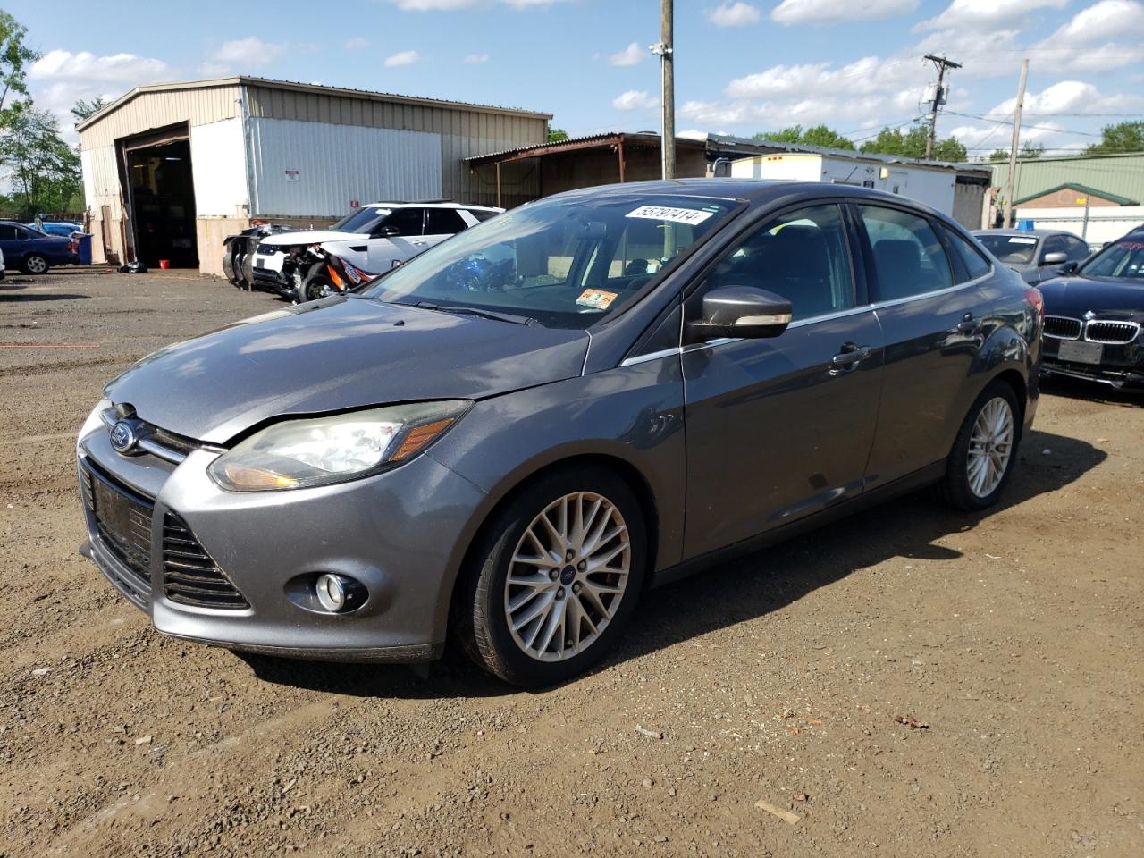 2014 Ford Focus Titanium vin: 1FADP3J2XEL257497