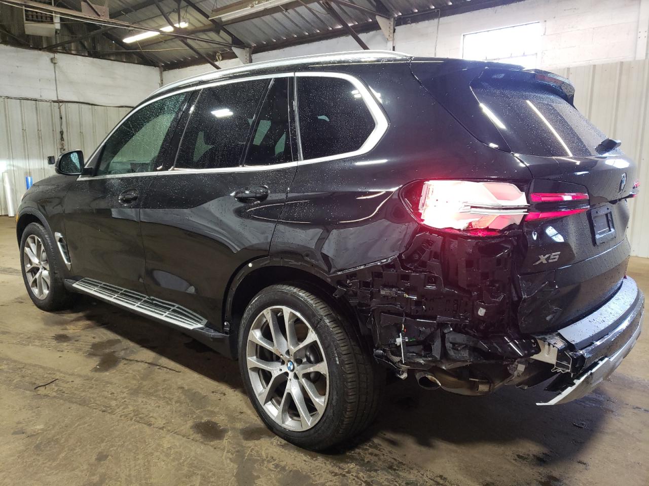 5UX23EU09R9U40054 2024 BMW X5 xDrive40I