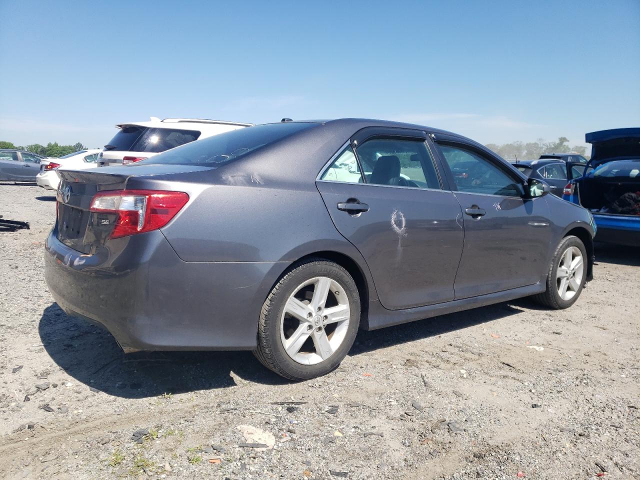 4T1BF1FK2EU415354 2014 Toyota Camry L