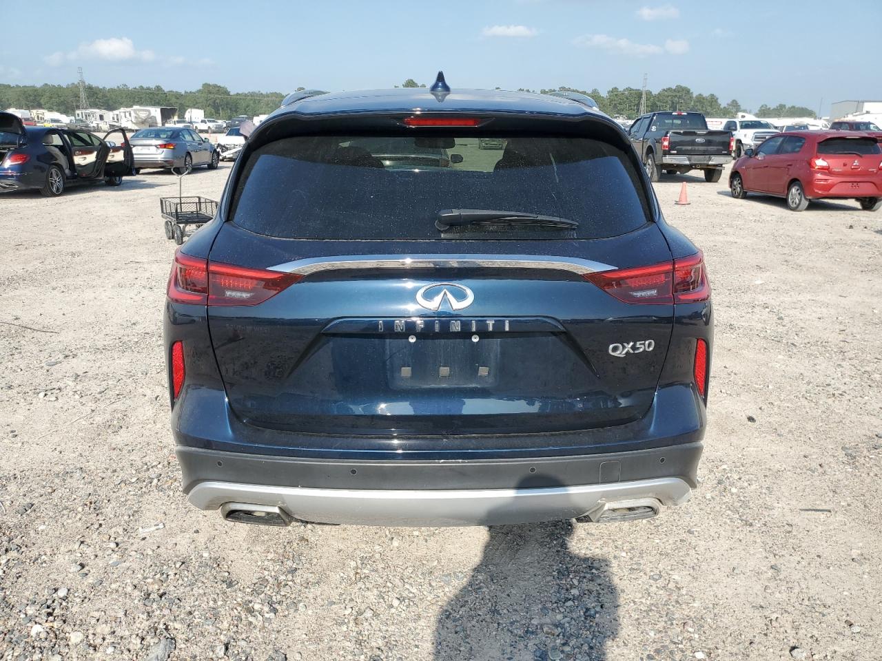 3PCAJ5M17KF132758 2019 Infiniti Qx50 Essential