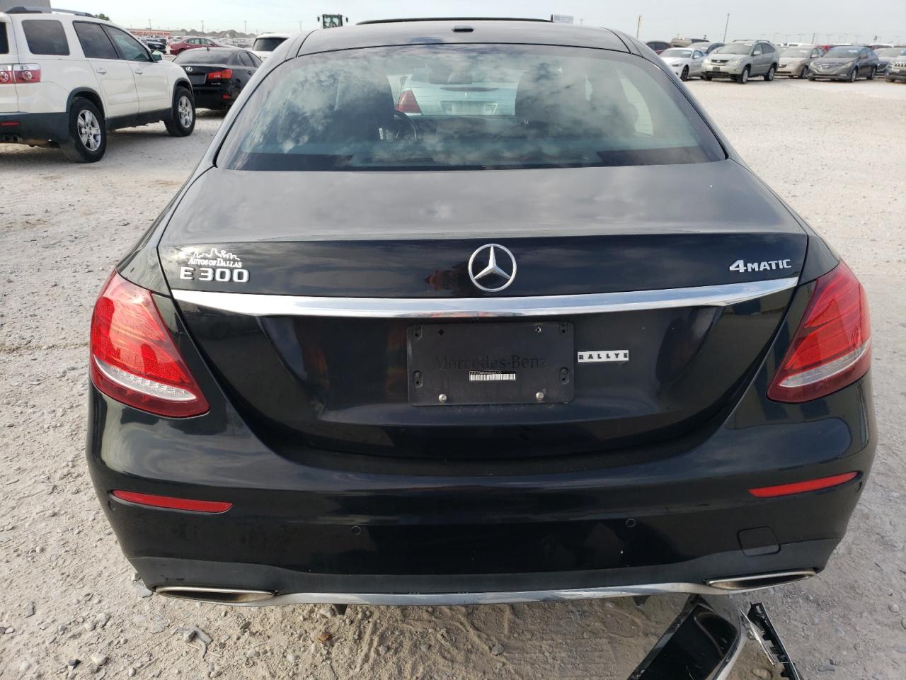 WDDZF4KB3KA597417 2019 Mercedes-Benz E 300 4Matic