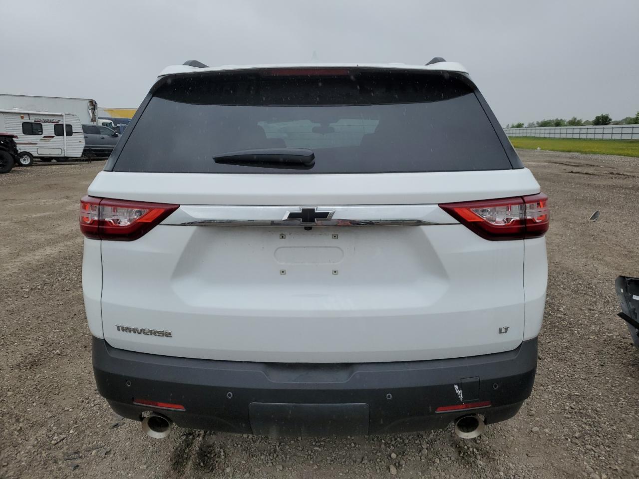 1GNERGKW5KJ298832 2019 Chevrolet Traverse Lt