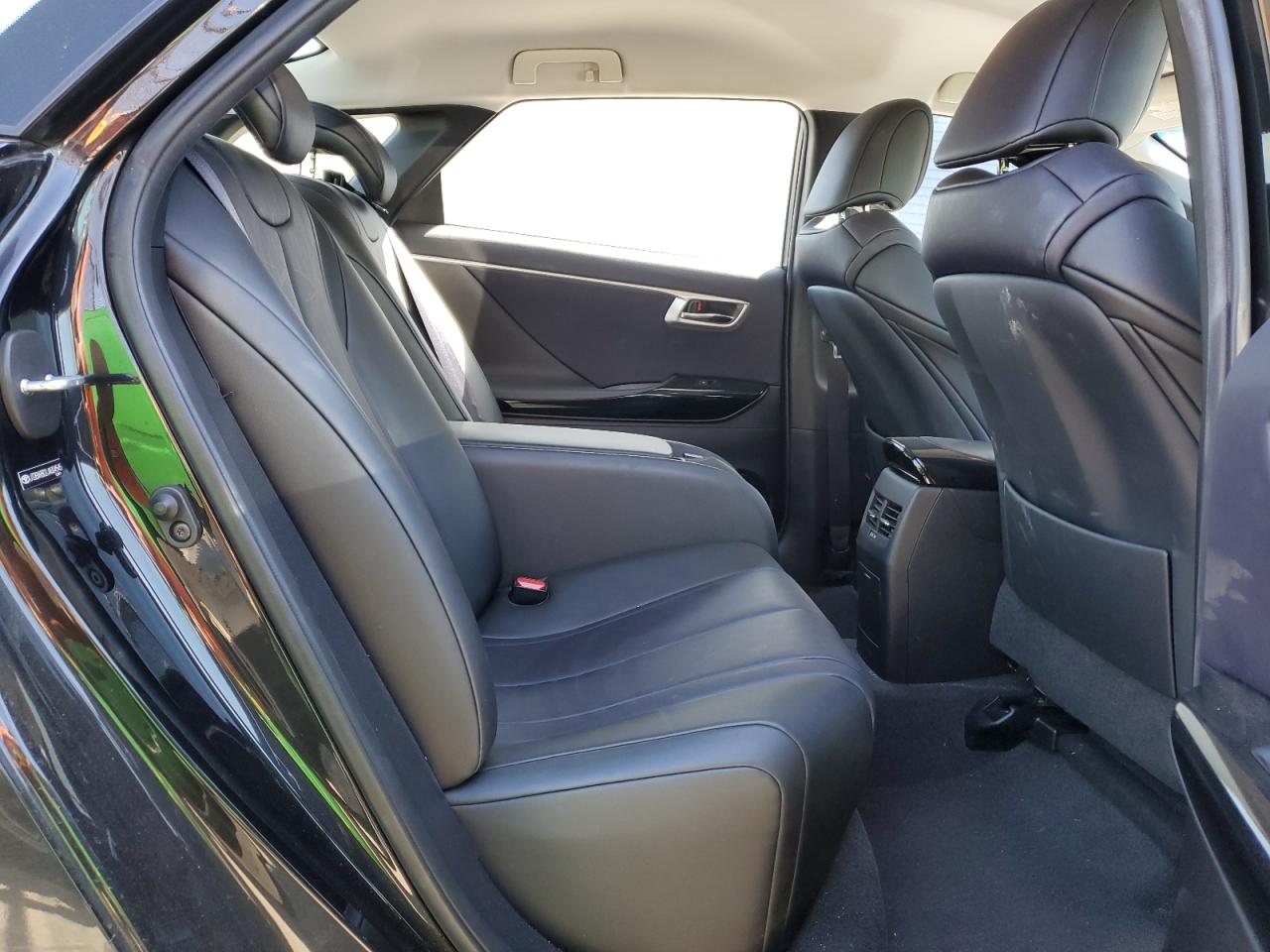 JTDBVRBD2JA004545 2018 Toyota Mirai