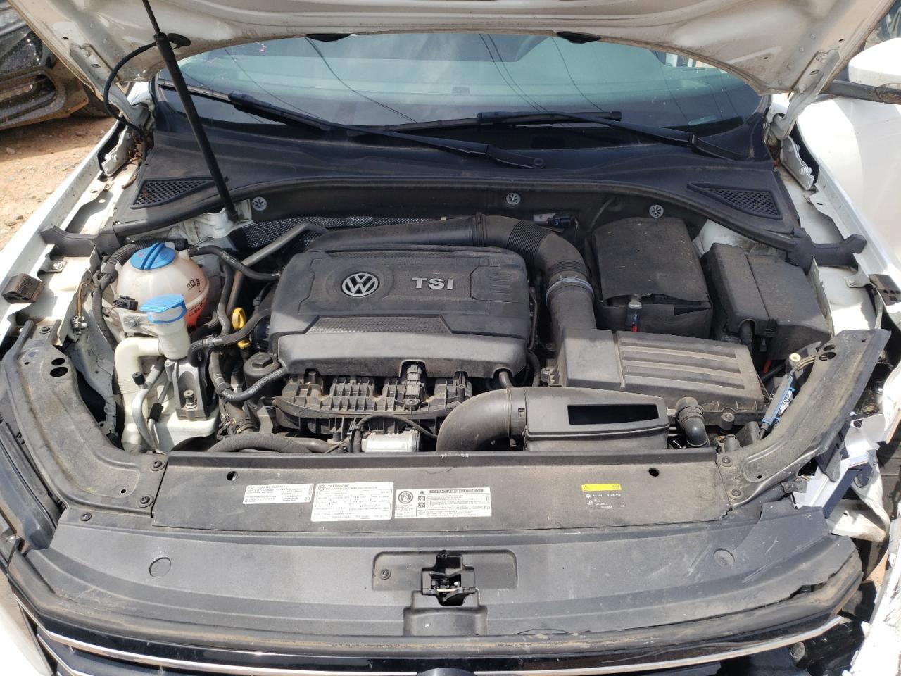 1VWAT7A37HC003420 2017 Volkswagen Passat S