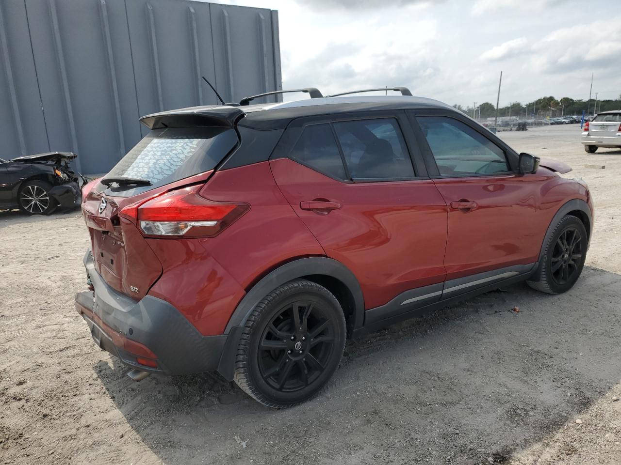 3N1CP5CU4KL564781 2019 Nissan Kicks S