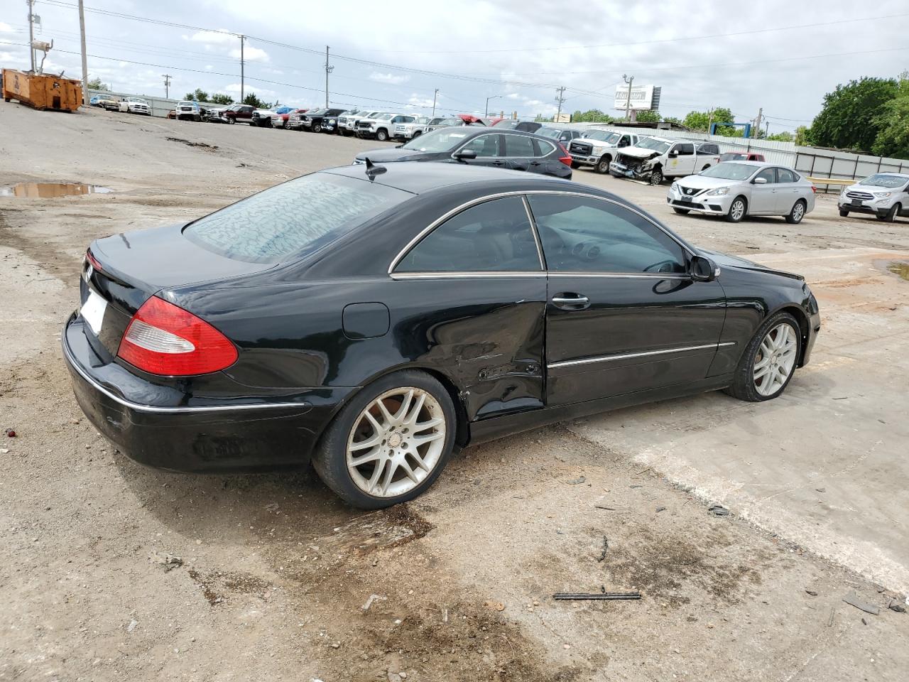 WDBTJ56H98F236156 2008 Mercedes-Benz Clk 350