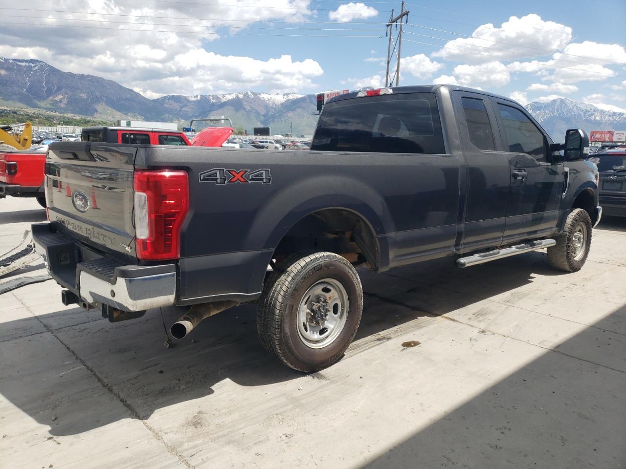 2017 Ford F250 Super Duty vin: 1FT7X2B64HEE50840