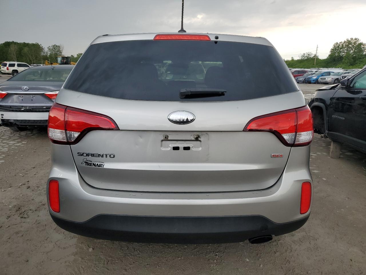 5XYKT3A6XEG485401 2014 Kia Sorento Lx