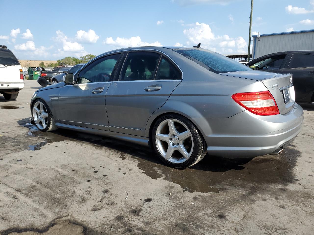 WDDGF54X09R069156 2009 Mercedes-Benz C 300