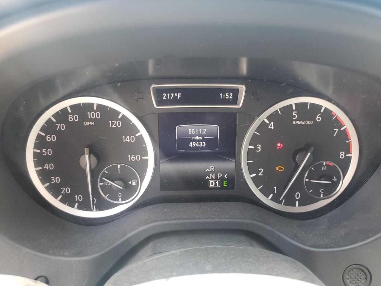 SJKCH5CR3JA045343 2018 Infiniti Qx30 Base