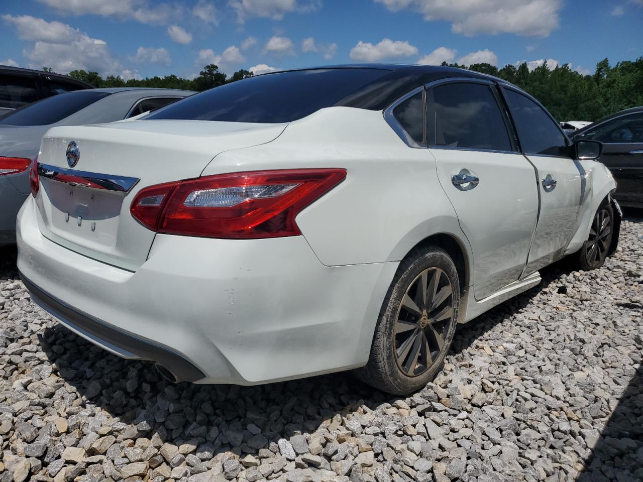 1N4AL3AP6GC245795 2016 Nissan Altima 2.5