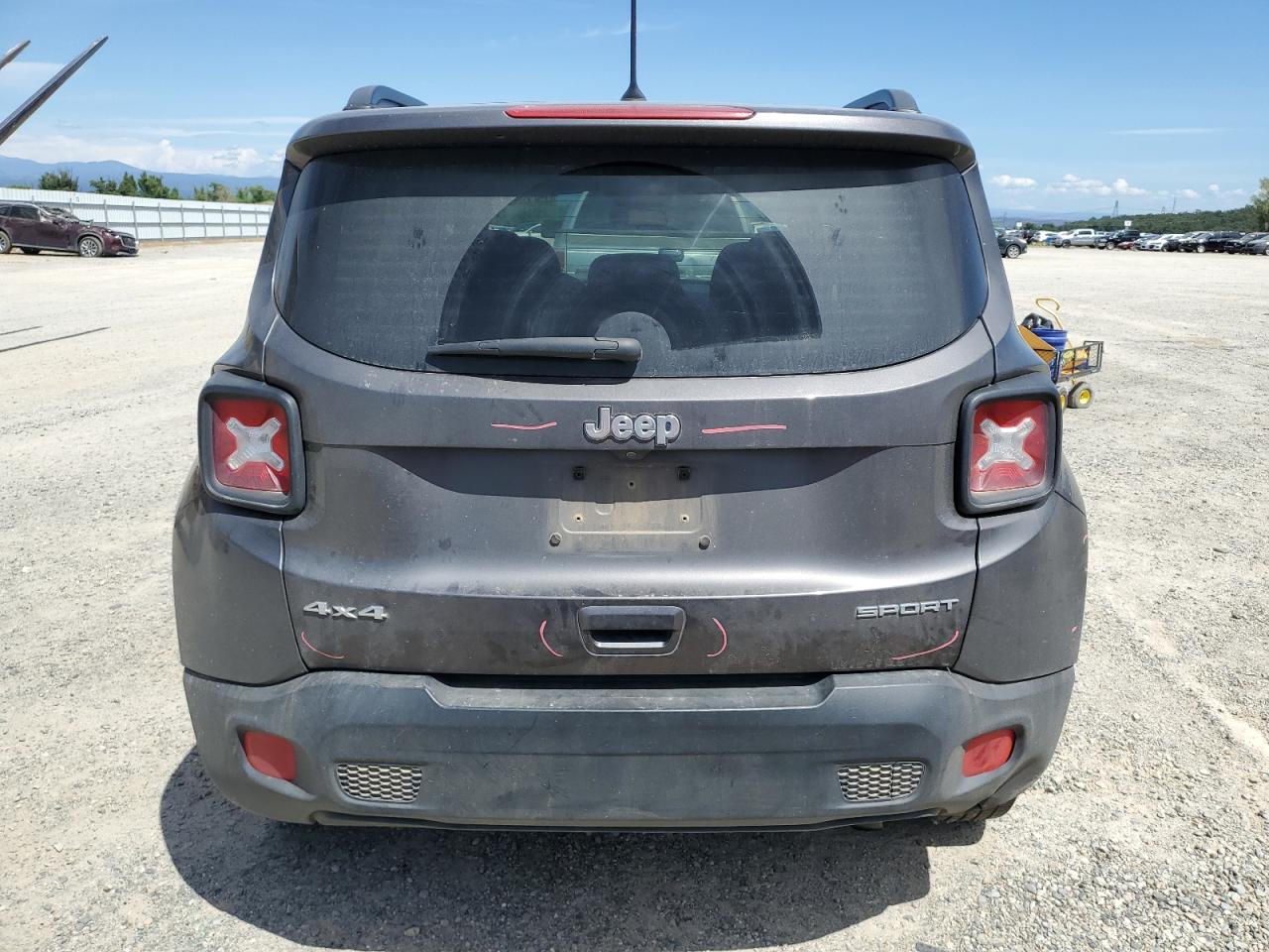 ZACCJBAB8JPH35701 2018 Jeep Renegade Sport