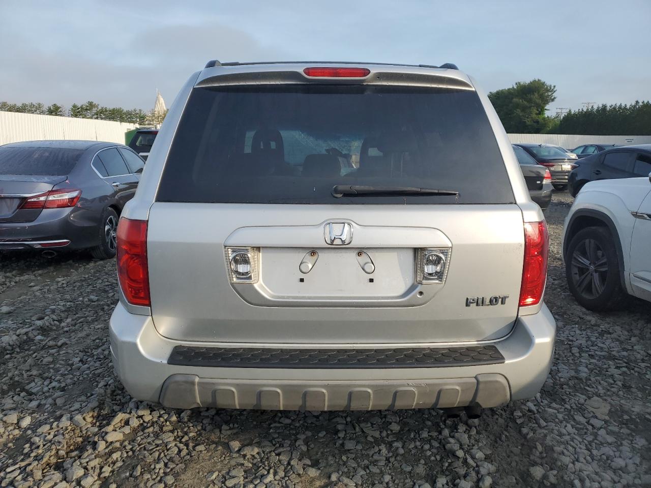 2HKYF18424H596557 2004 Honda Pilot Ex