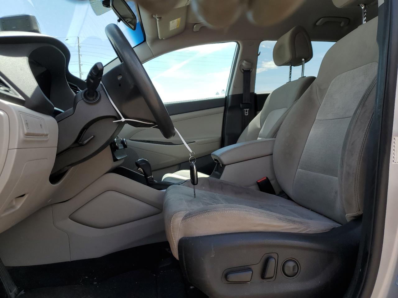 KM8J3CA46GU220773 2016 Hyundai Tucson Limited