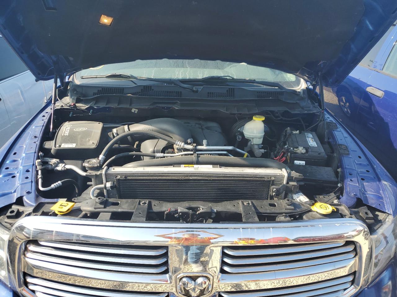 1C6RR7GTXHS694855 2017 Ram 1500 Slt