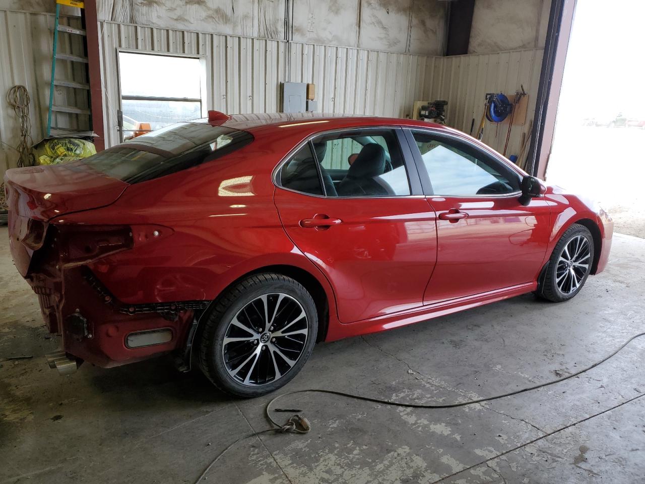 2019 Toyota Camry L vin: 4T1B11HK8KU181731