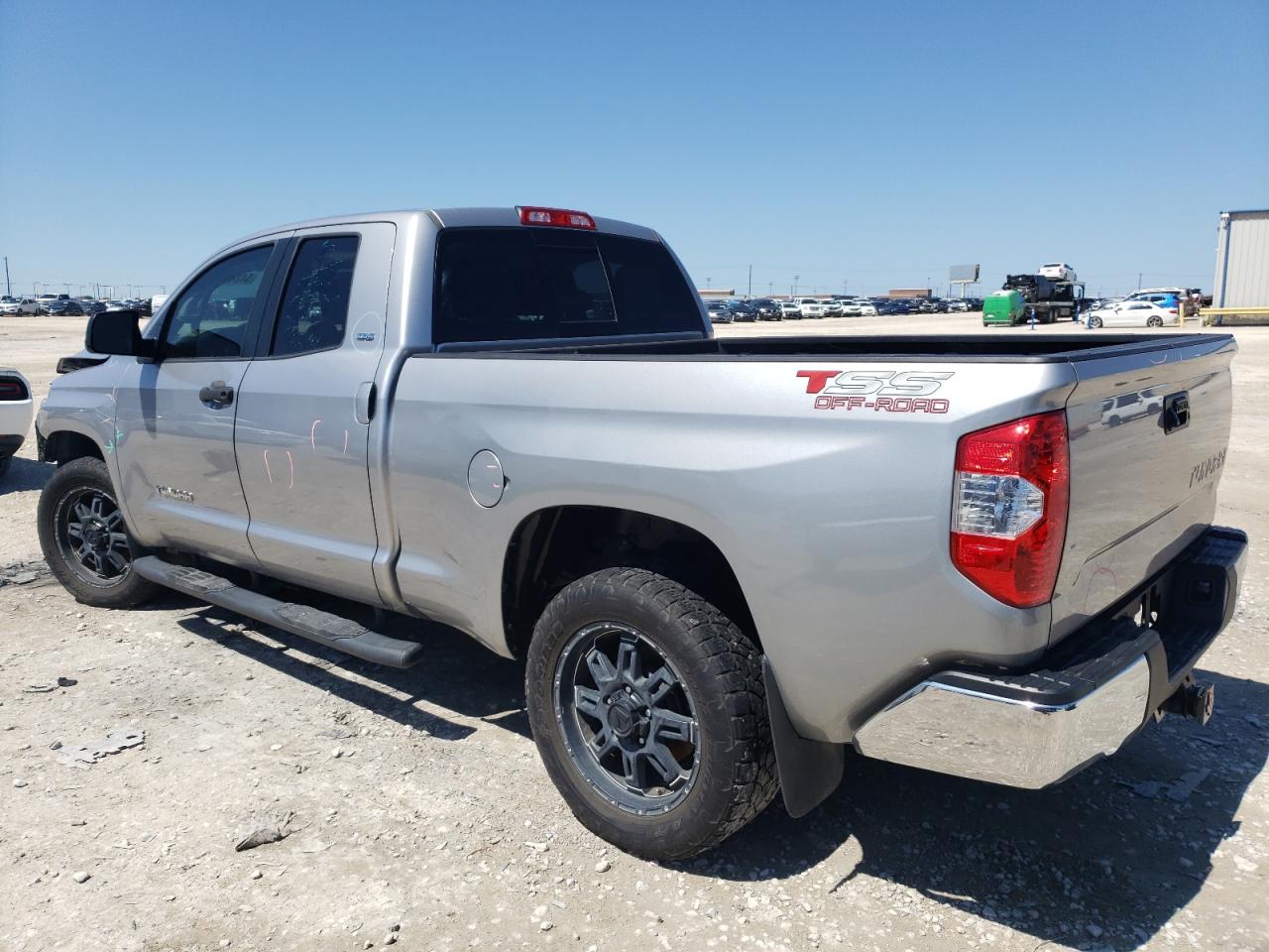 5TFRM5F16GX095657 2016 Toyota Tundra Double Cab Sr/Sr5